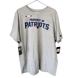 Nike Men's XXL Property of Patriots New England NFL Football NWT